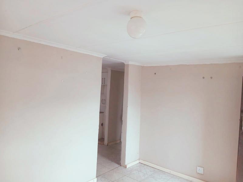 2 Bedroom Property for Sale in Motherwell Eastern Cape